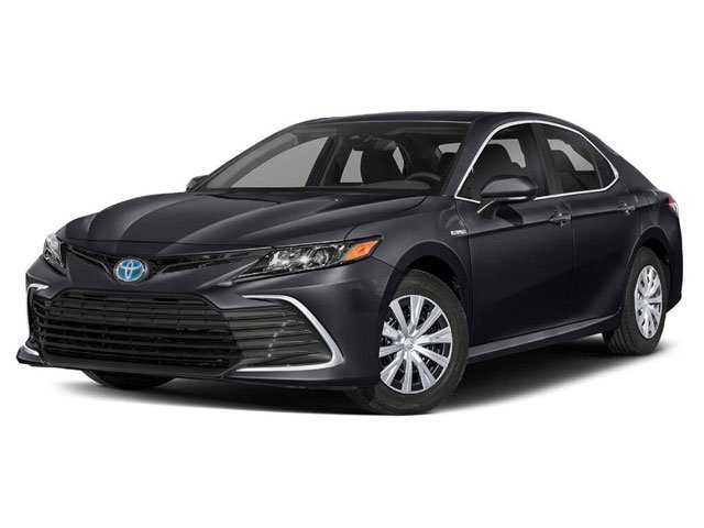 Is Toyota Camry LE or SE better