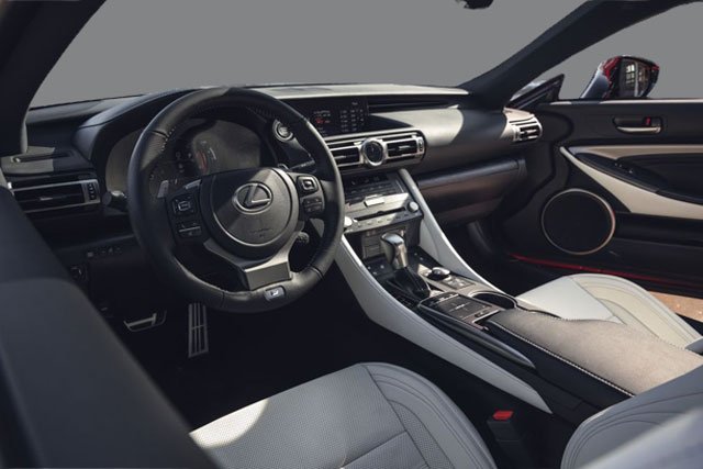 How is the interior space in the 2023 Lexus RC